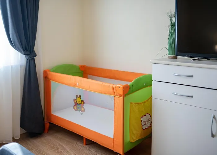 Sunny And Quiet 2bdr