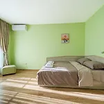 Sunny And Quiet 2bdr * Warna